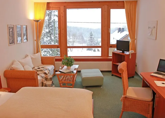 Отель Muehlleithen 3*